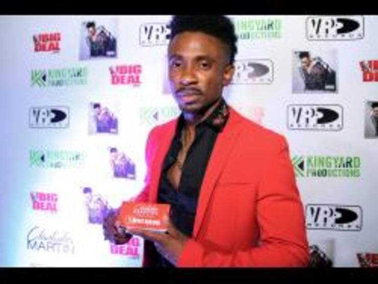 Chrismartinalbuml20170216c