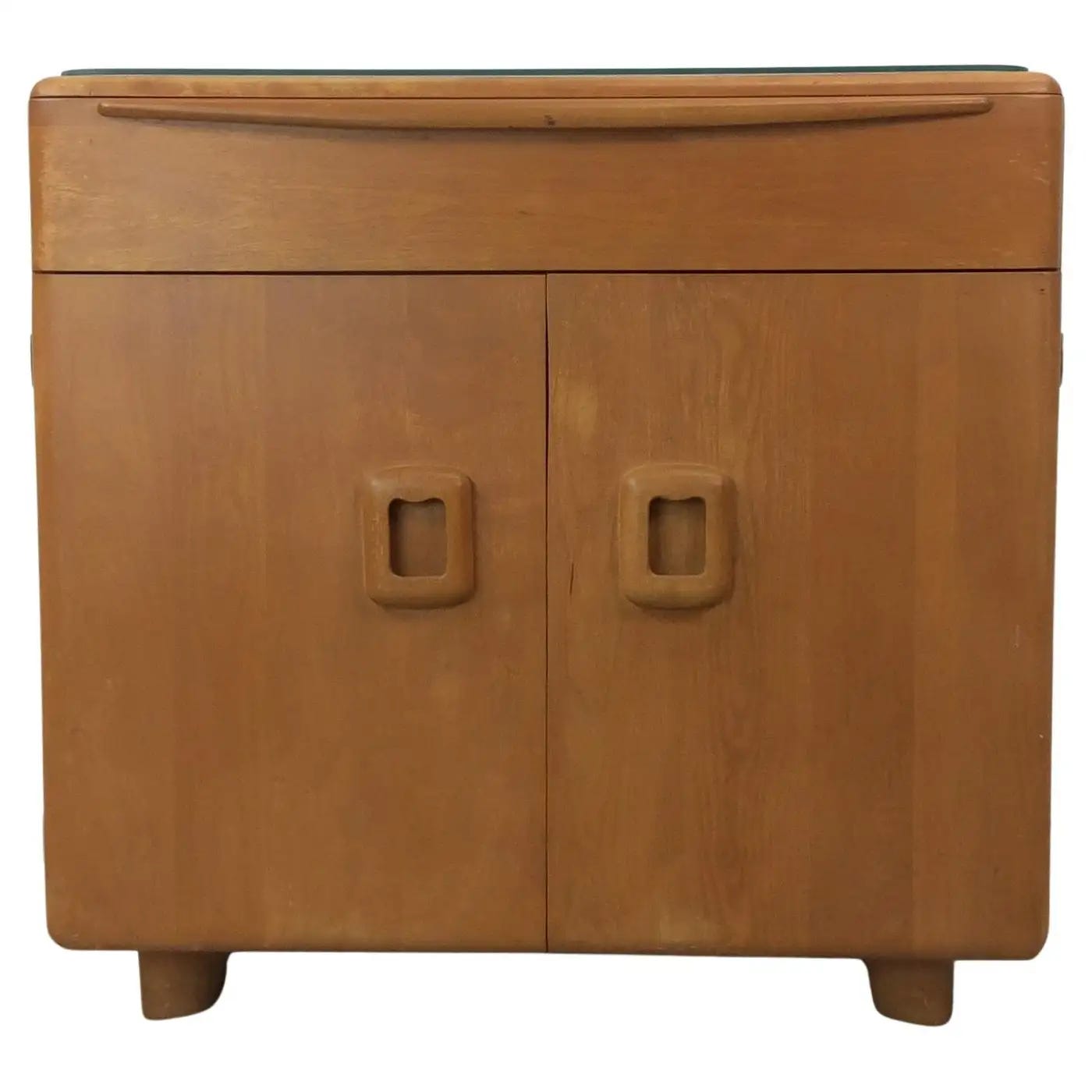 A history lesson on Heywood-Wakefield furniture