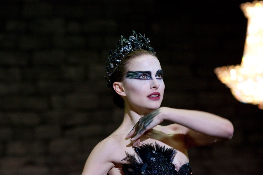 BLACK SWAN, Natalie Portman, 2010, TM and copyright ©Fox Searchlight Pictures. All rights reserved./Courtesy Everett Collection BLACK SWAN, Natalie Portman, 2010, TM and copyright ©Fox Searchlight Pictures. All rights reserved./Courtesy Everett Collection