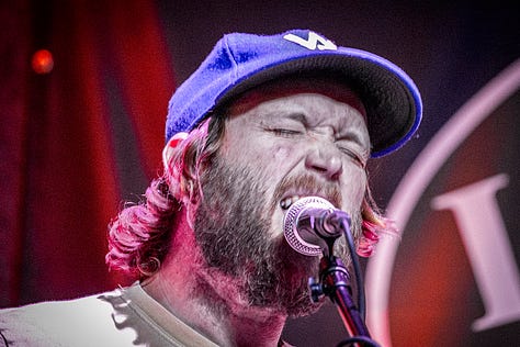 Open Mic Night at the Iron Horse Pub / photos by author