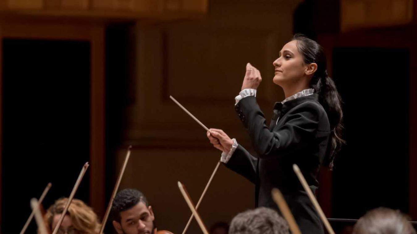 Simone Menezes, « maestro » au féminin, une Brésilienne en terres ch'ti -  La Voix du Nord