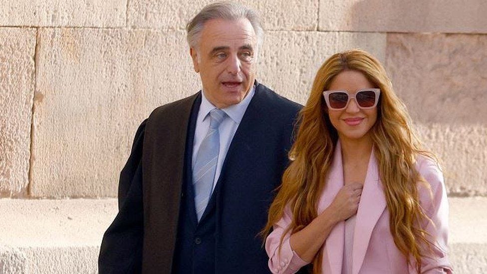 Shakira Shakira
