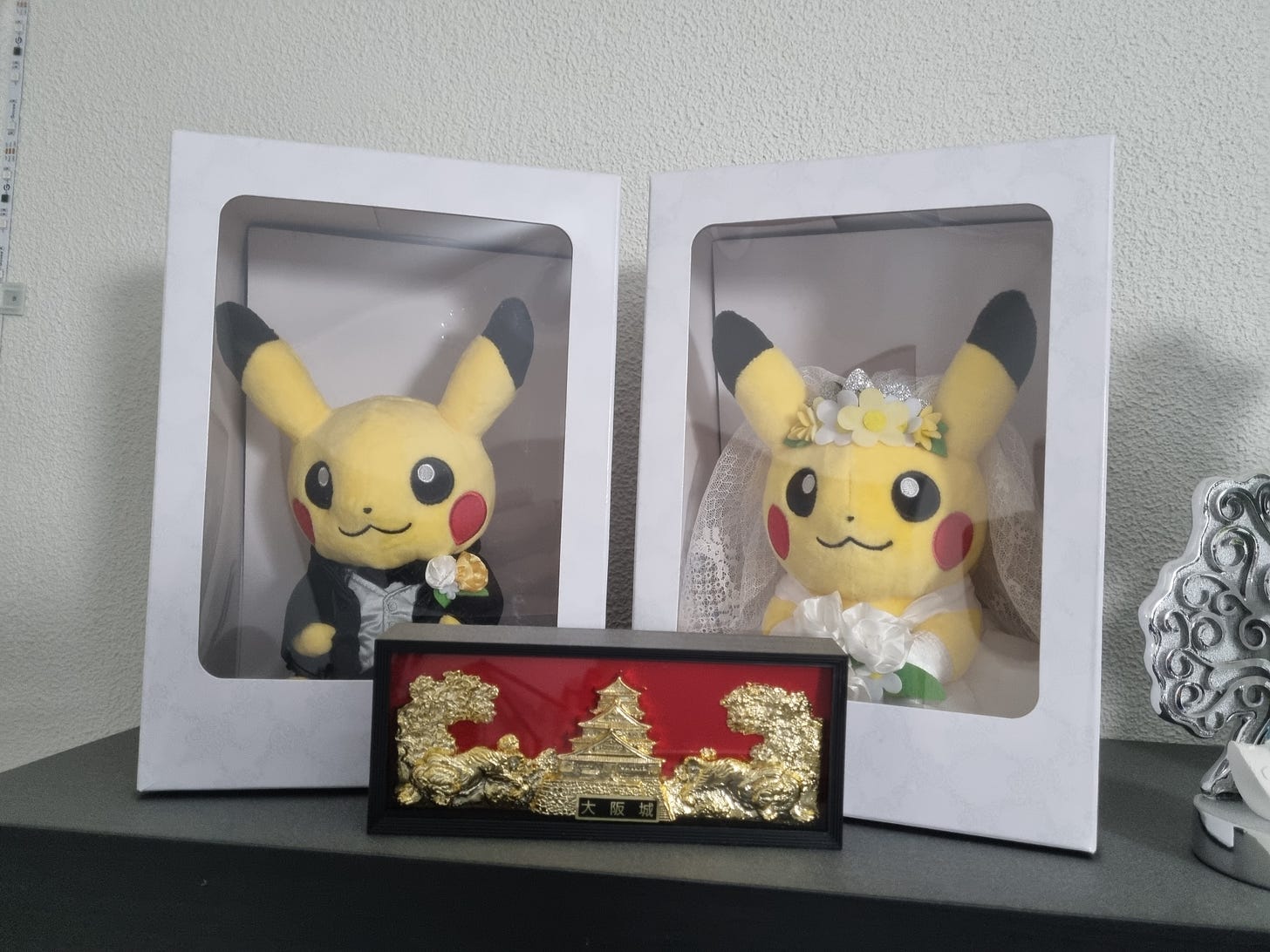 A bride and groom Pikachu pair, purchased by Ricardo from the Pokémon Center Osaka store