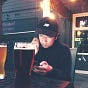 Derek's avatar