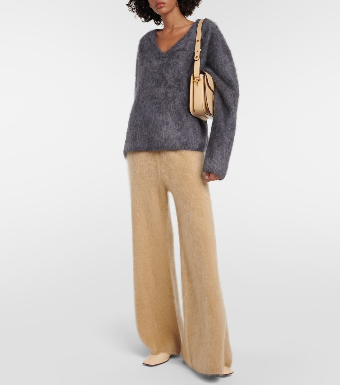 Margareta brushed cashmere sweater | Lisa Yang