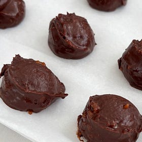 Truffle-Filled Chocolate Cupcakes