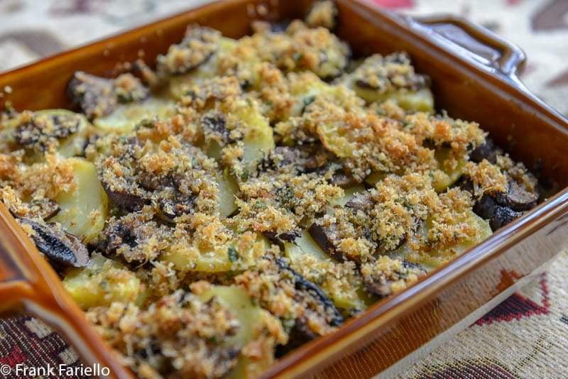 Patate e funghi al forno (Potato and Mushroom Casserole)