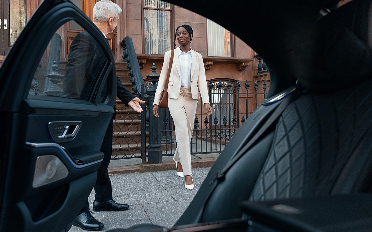 You can now ride in a Rolls-Royce with this luxury chauffeur app - The  Manual