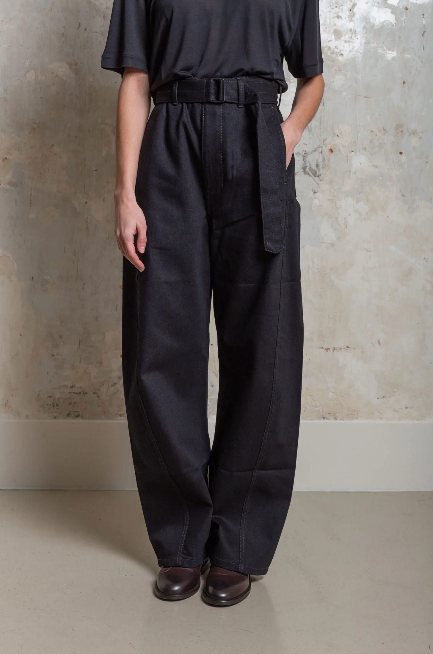Lemaire - Twisted Belted Pants Black - Rendez-Vous Store