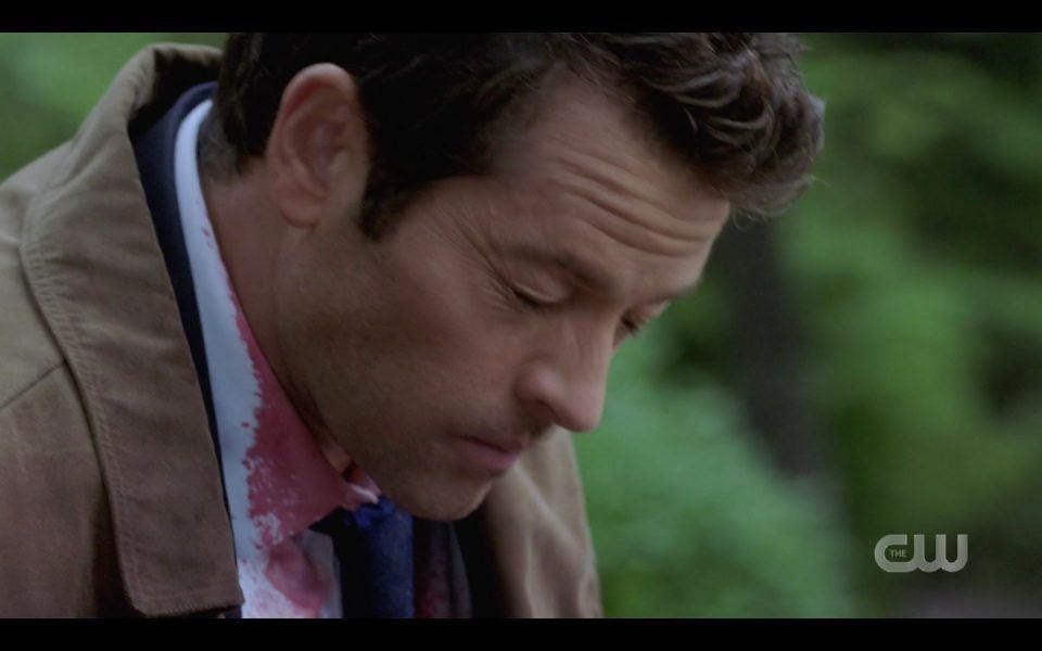 Castiel bloodied up talking to Melli in Golden Time Castiel bloodied up talking to Melli in Golden Time