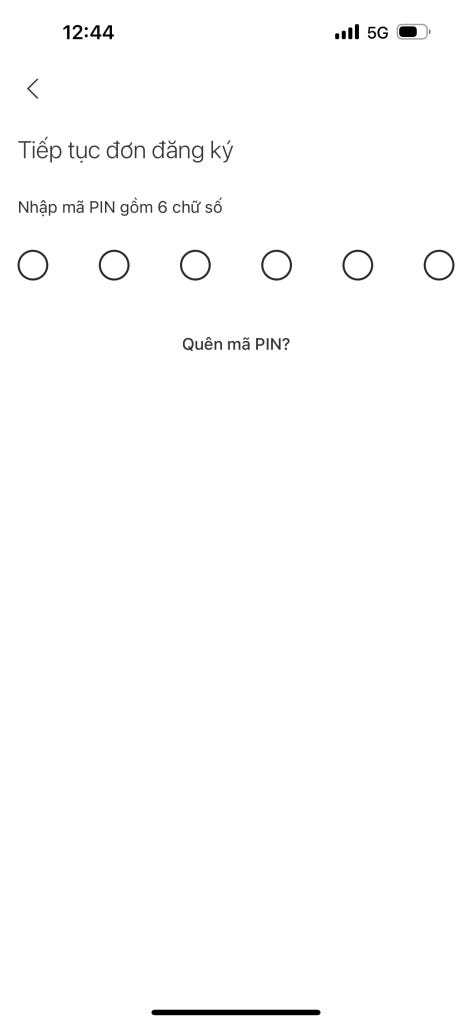 Thông báo app HSBC đang xử lý hồ sơ mở tài khoản thanh toán