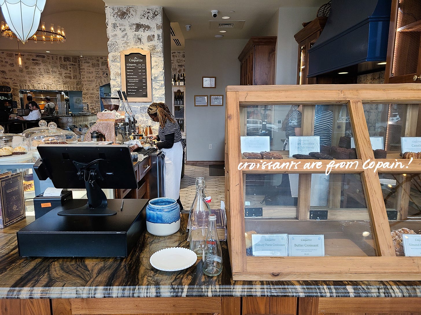 Coquette Charlotte pastry case