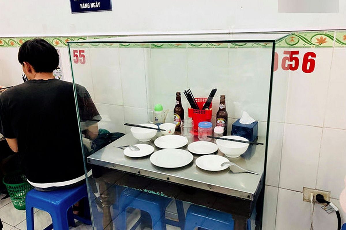 Hanoi's Bun Cha Huong Lien Enshrines Obama's Table, Meal Set in Glass  Display - Saigoneer