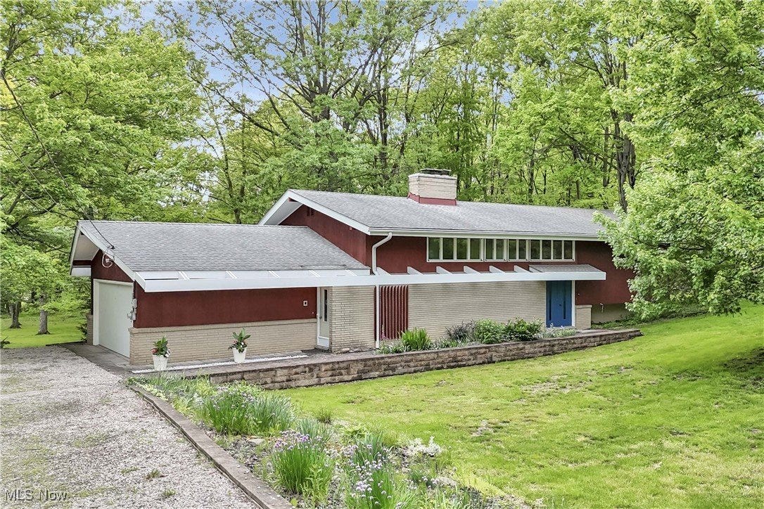 A Mid-Century Home in Walton Hills, OH - $380,000