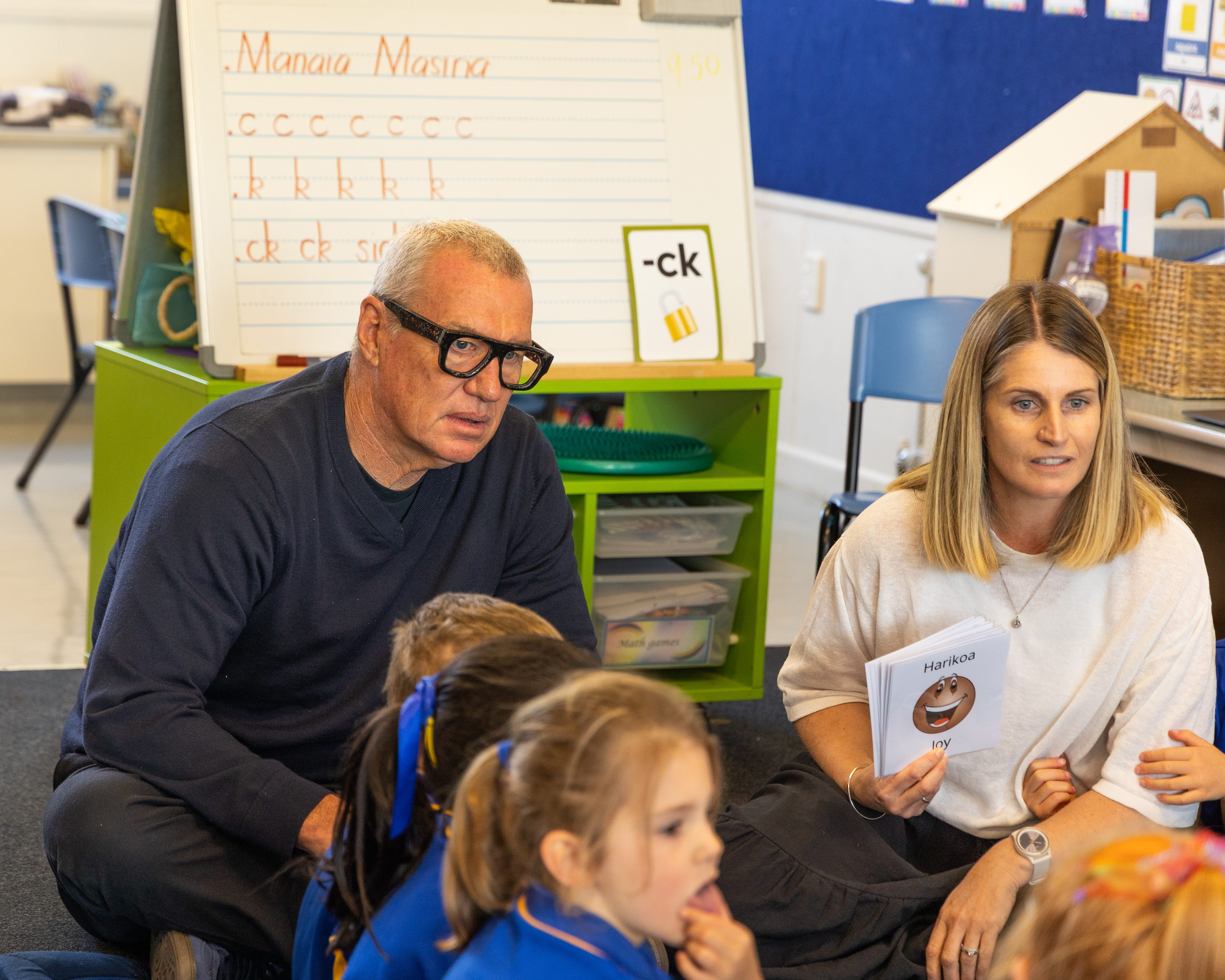 Rugby Legend Sir John Kirwan Brings Bledisloe Cup to Invercargill
