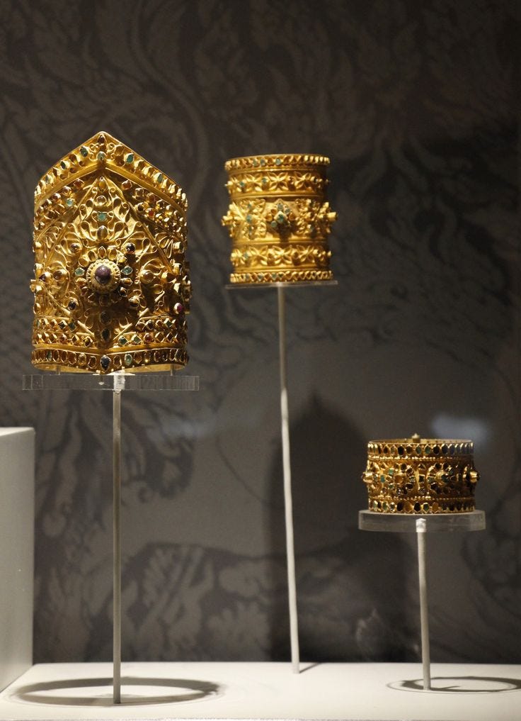 Thai Gold Jewelry, Ayutthaya period.