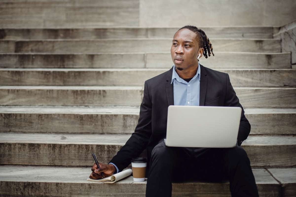 Top 10 Business Ideas in Ghana with Low Startup Capital