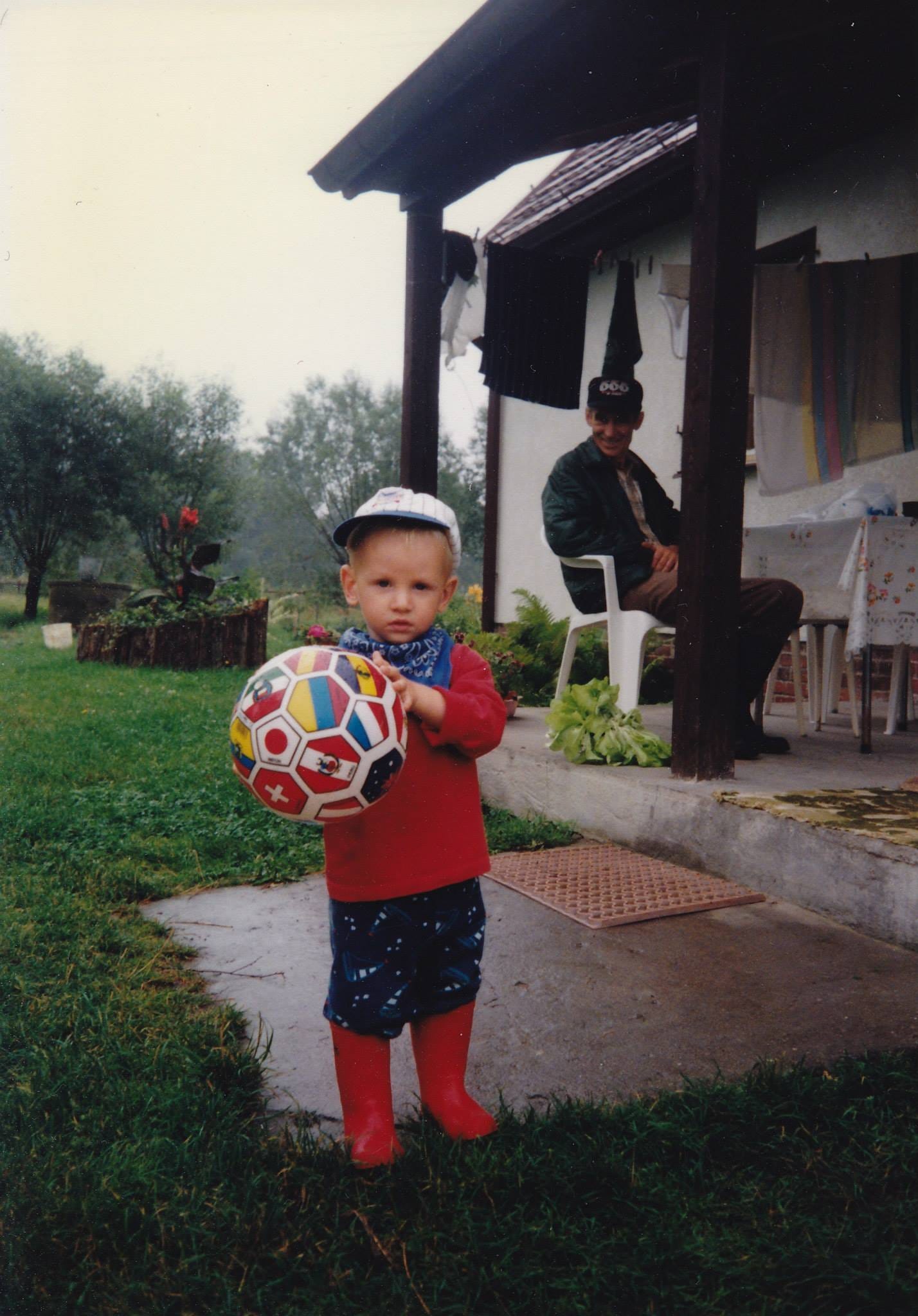 Picture of Kazimierz Grzeda and Kuba with a soccer ball