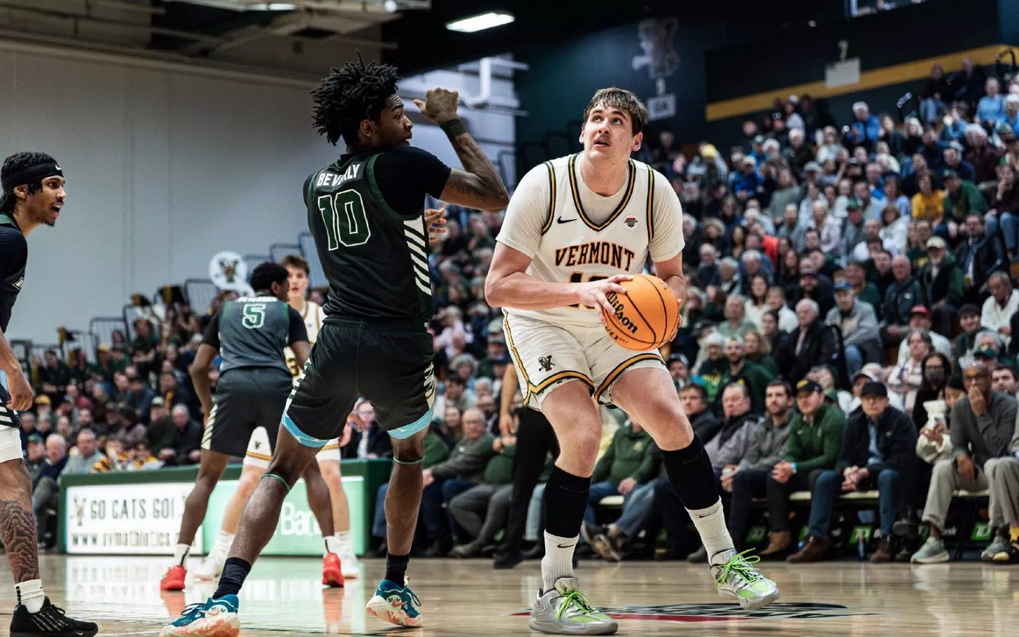 Gus Yalden - Men's Basketball - University of Vermont Athletics Gus Yalden - Men's Basketball - University of Vermont Athletics