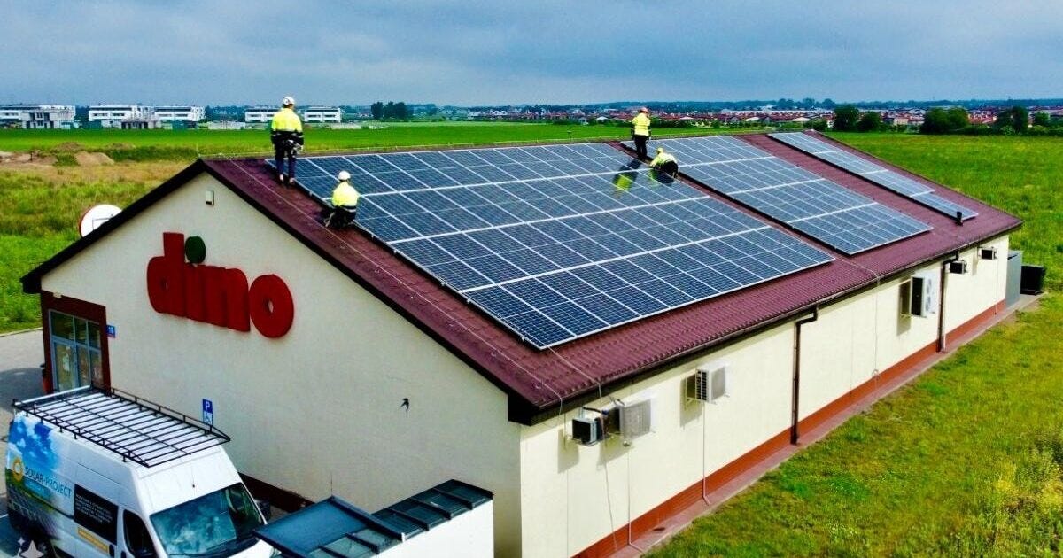Fotowoltaika na dachach Dino w całym kraju. Kolejna współpraca z  Solar-Project - Gramwzielone.pl