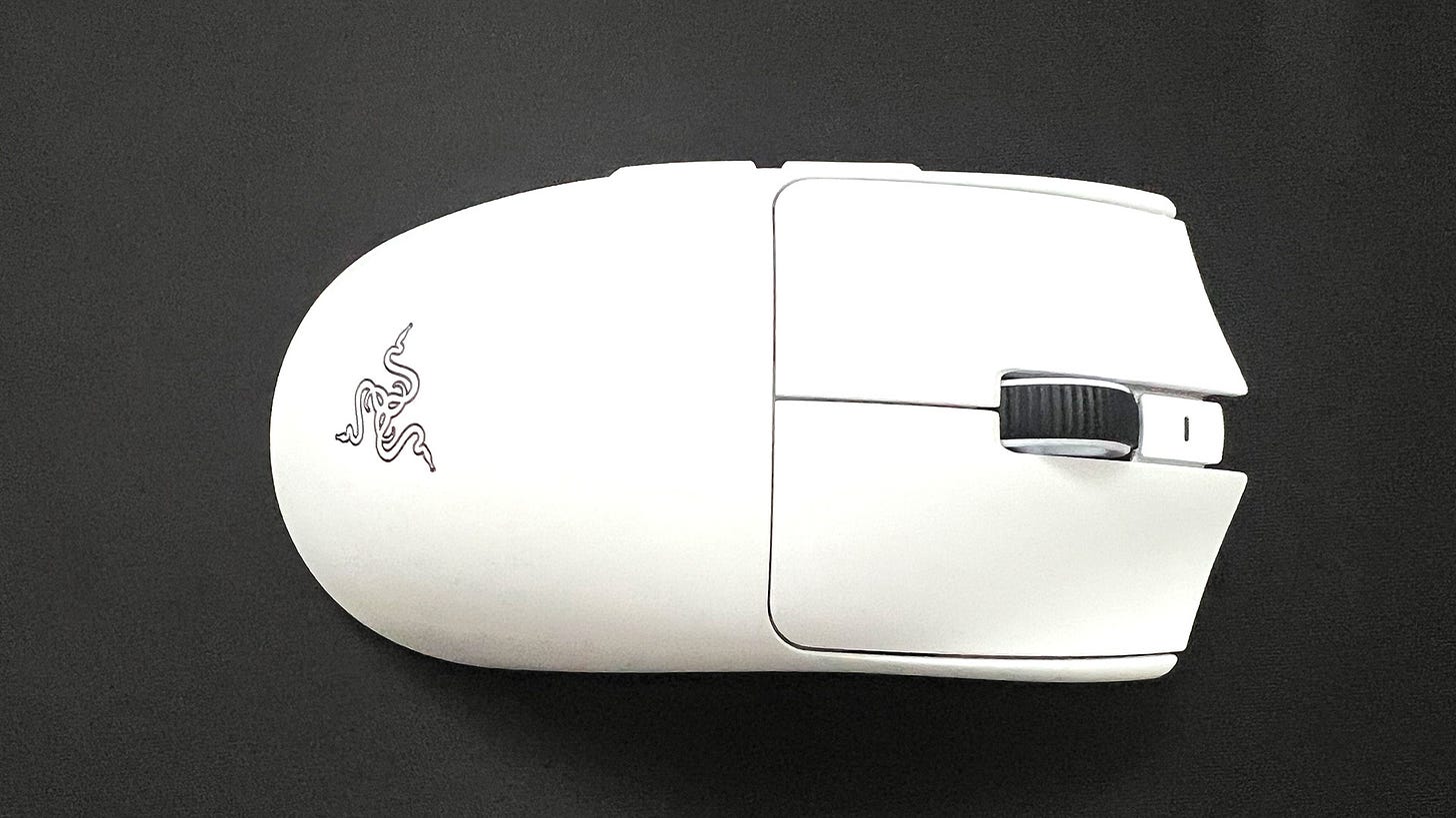 Razer Viper V4 Pro top shot Razer Viper V4 Pro top shot