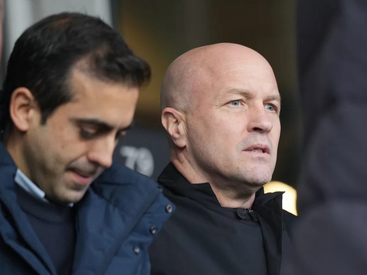 Cruijff geeft uitleg over Ajax-move Joel Lara