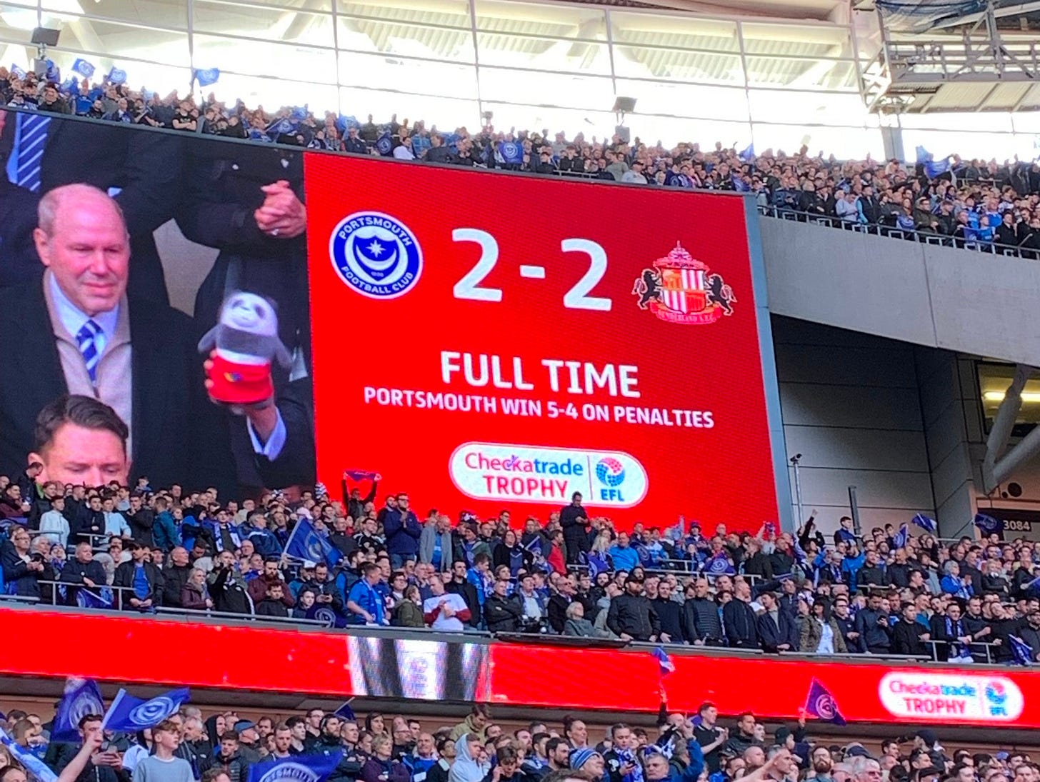 Scoreboard at Wembley Stadium - Portsmouth 2-2 Sunderland, Portsmouth win on Penalties in the Checkatrade Trophy