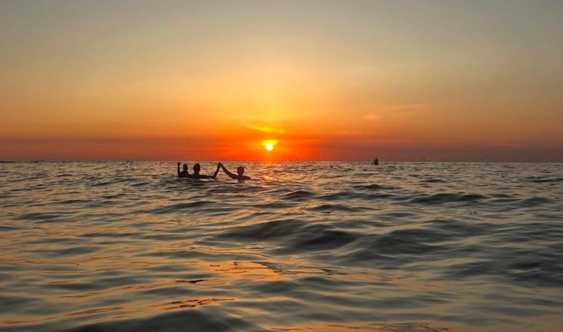 Summer Solstice Beach Meets, Father's Day Deals, Plus Free Pizza