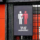 Από το αόρατο χέρι της αγοράς στο αδιόρατο ξάφρισμα του κράτους