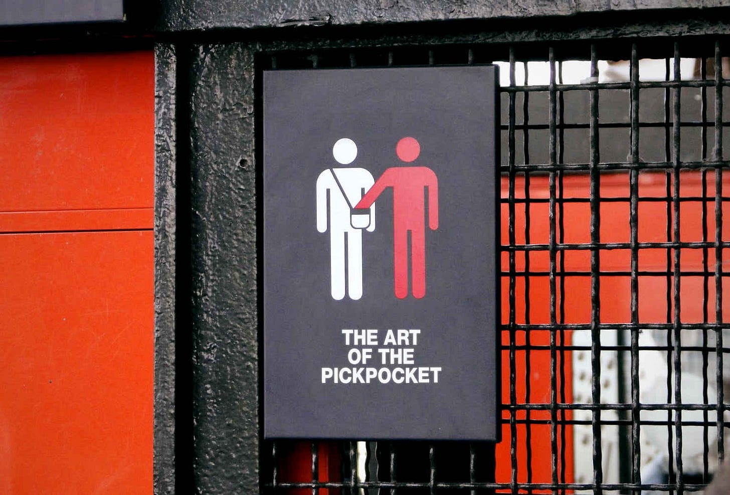 Secrets of the World's Elite Pickpockets | by Thrillist | Medium Secrets of the World's Elite Pickpockets | by Thrillist | Medium