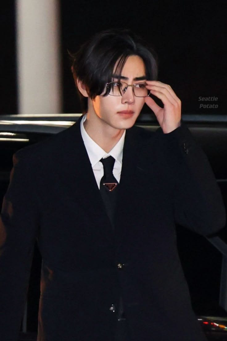 aigo aigo jinjja neomu wanjon jalsaenggyoseo Park Sunghoon-nim🥵🥵🥵 aigo aigo jinjja neomu wanjon jalsaenggyoseo Park Sunghoon-nim🥵🥵🥵