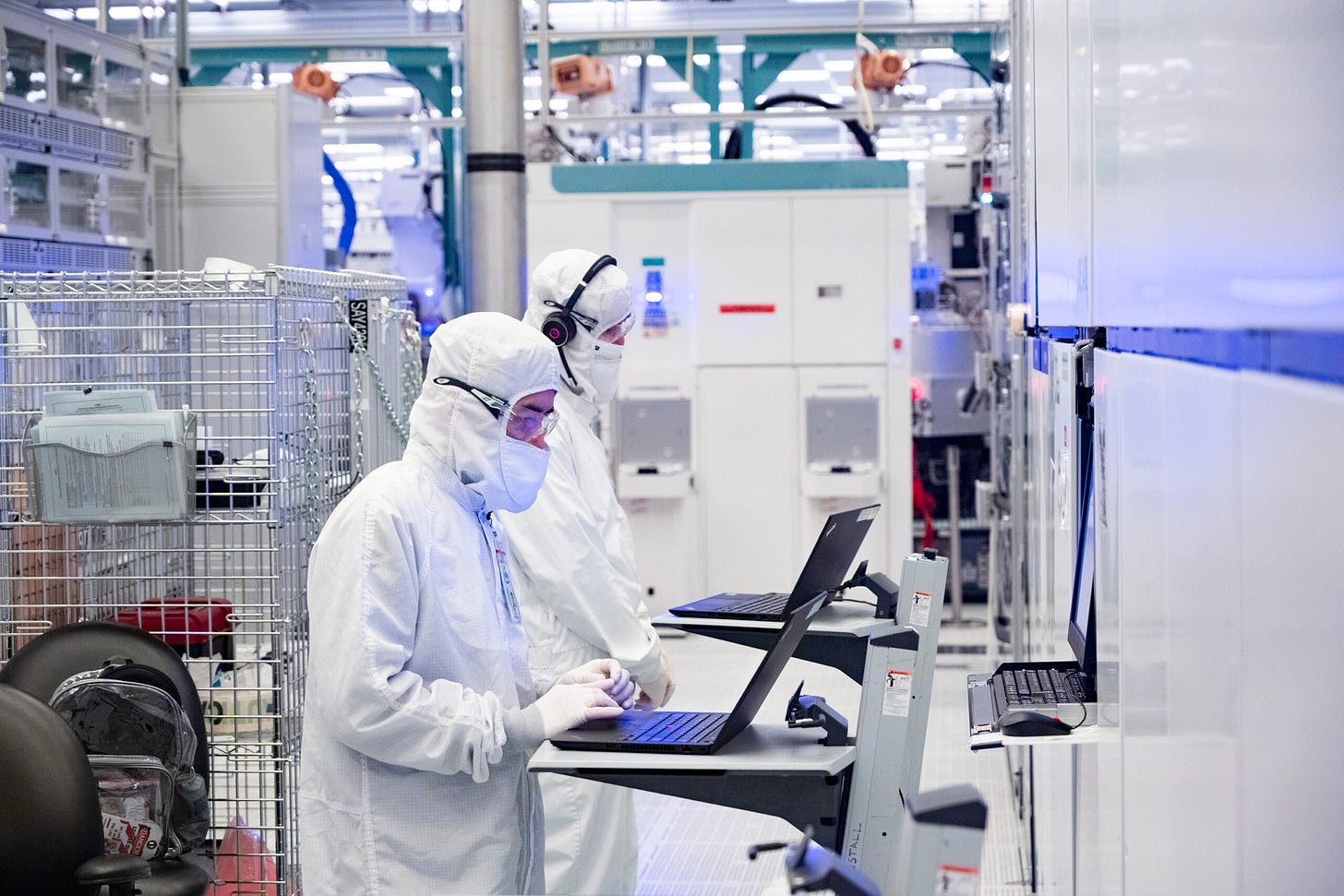 Press Kit: Global Manufacturing at Intel - Newsroom Press Kit: Global Manufacturing at Intel - Newsroom