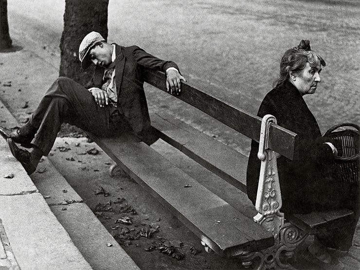 Montmartre, 1930-31 by Brassaï [Paris de jour 472.C] © Estate Brassaï Succession, Paris