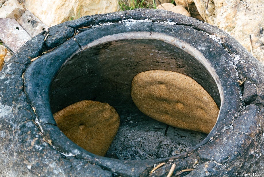 Immagine che contiene aria aperta, roccia, buco, terreno
Descrizione generata automaticamente Immagine che contiene aria aperta, roccia, buco, terreno
Descrizione generata automaticamente