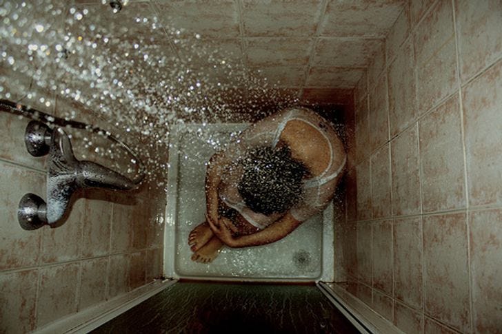 Scientists Claim That the More Time You Spend in the Shower the Lonelier  You Are, and Here's Why / Bright Side