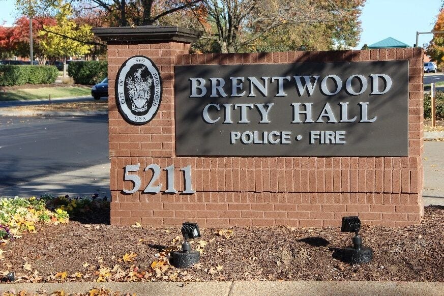 Commissioners approve racquet facility design contract despite concerns  over cost | Local News | williamsonherald.com