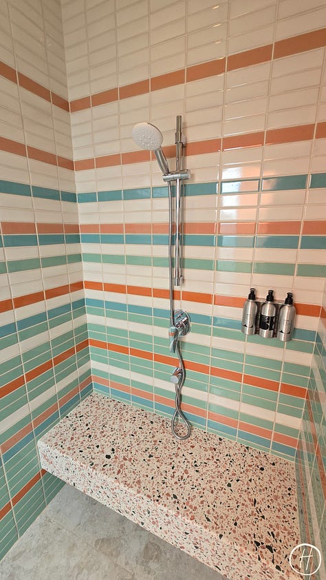 Deluxe One Bedroom Suite with Private Pool: The Bathroom