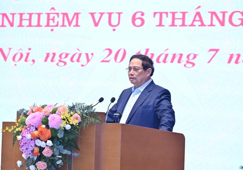 Thủ tướng Chính phủ Phạm Minh Chính, Trưởng Ban Chỉ đạo của Chính phủ về phát triển khoa học công nghệ, đổi mới sáng tạo, chuyển đổi số và Đề án 06, đã chủ trì phiên họp lần thứ 3 sơ kết công tác 6 tháng đầu năm, triển khai nhiệm vụ 6 tháng cuối năm - Ảnh:VGP. Thủ tướng Chính phủ Phạm Minh Chính, Trưởng Ban Chỉ đạo của Chính phủ về phát triển khoa học công nghệ, đổi mới sáng tạo, chuyển đổi số và Đề án 06, đã chủ trì phiên họp lần thứ 3 sơ kết công tác 6 tháng đầu năm, triển khai nhiệm vụ 6 tháng cuối năm - Ảnh:VGP.