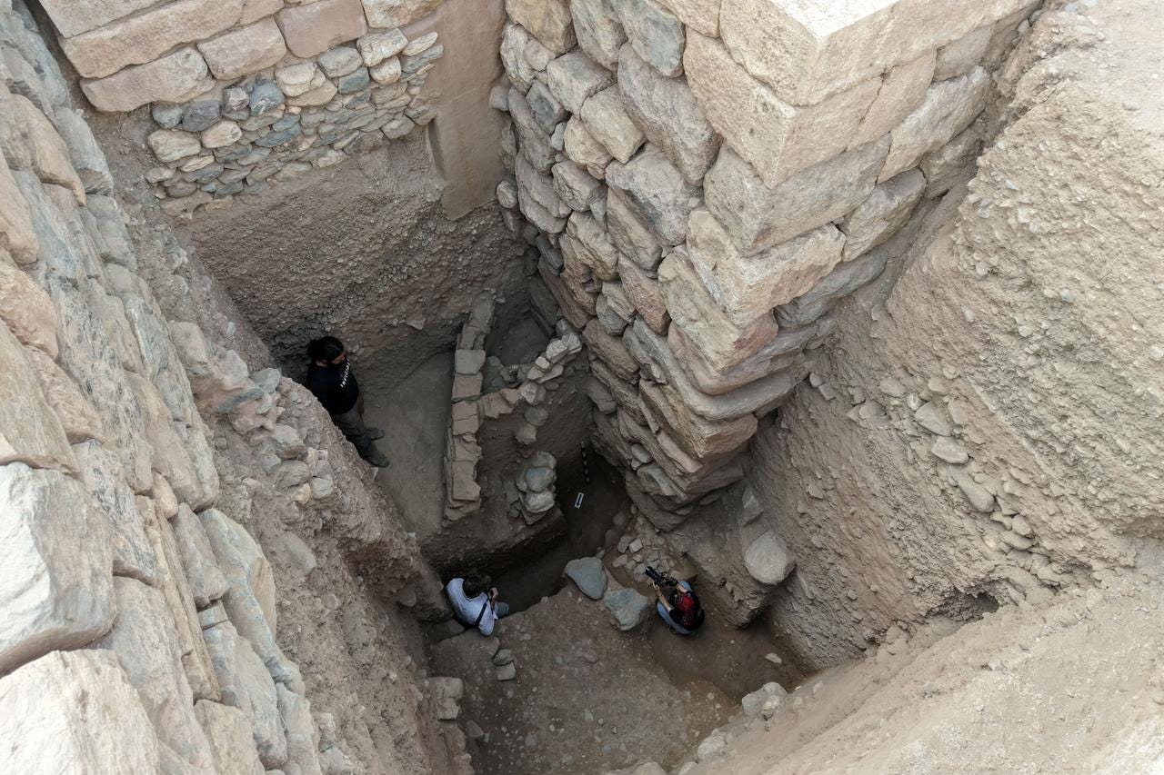 Archaeologists uncover remains of an 8th-century B.C. Lydian palace at the ancient city of Sardis in Salihli, Manisa, Türkiye, August 15, 2025. (AA Photo)