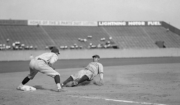 File:Babe Ruth 1925.jpg File:Babe Ruth 1925.jpg