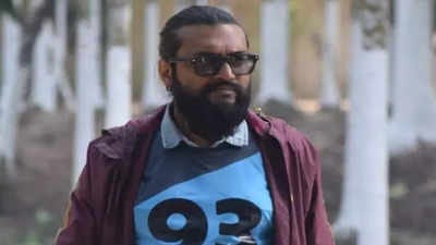 Lyricist Kingshuk Chatterjee dies at 45, music fraternity mourns his tragic demise