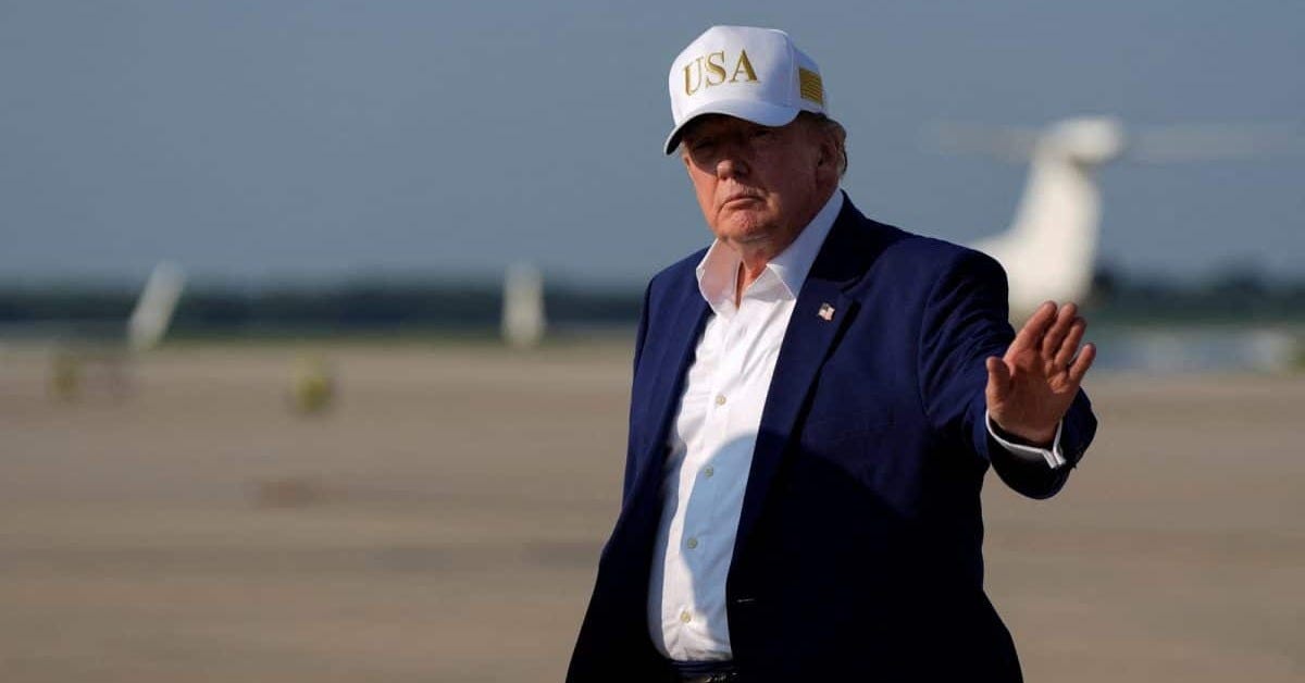 Trump demands compensation from Iran as Strait of Hormuz deal hopes fade and oil jumps - Arabian Business: Latest News on the Middle East, Real Estate, Finance, and More Trump demands compensation from Iran as Strait of Hormuz deal hopes fade and oil jumps - Arabian Business: Latest News on the Middle East, Real Estate, Finance, and More