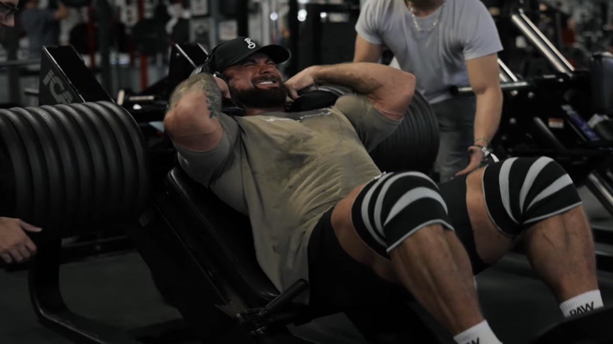 Chris Bumstead Goes for Broke With a "Killer Leg Day" Routine - Breaking  Muscle