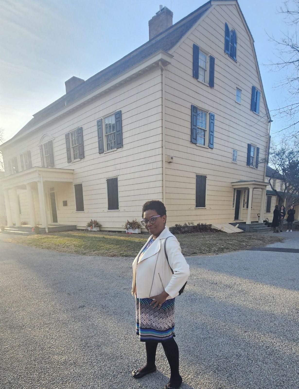 Stevie Peters in front of King Manor Museum