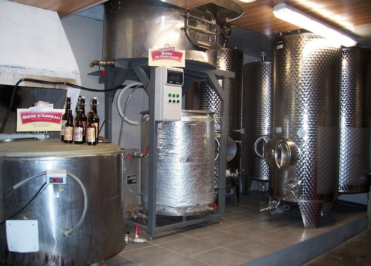 Brasserie L'Aoucataise Brasserie L'Aoucataise
