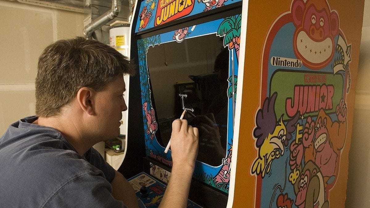 The King of Kong: A Fistful of Quarters (2007) directed by Seth Gordon •  Reviews, film + cast • Letterboxd