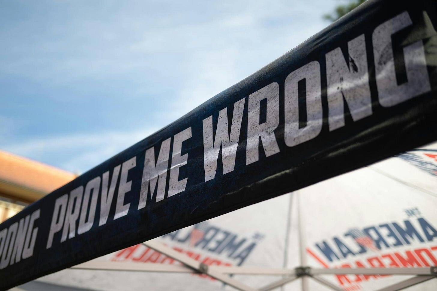 Conservative activist Charlie Kirk challenges UF students to 'prove me wrong'  - The Independent Florida Alligator