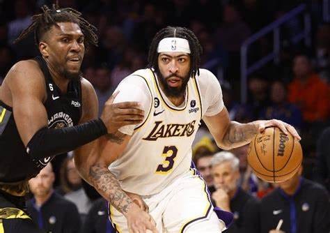 NBA: Anthony Davis, Lakers spoil Steph Curry's return to Warriors ...