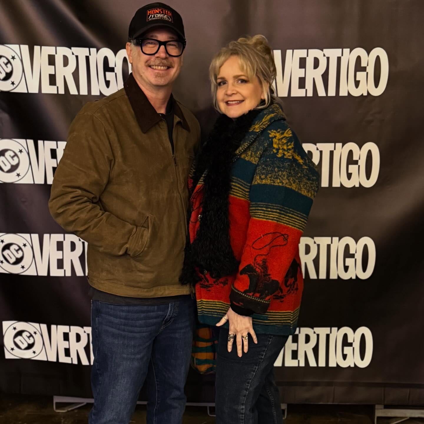 May be an image of text that says 'نا VERTIGN VERTIGO VF VF TIGO C VERI RTIGO DC VER ERTIGO' May be an image of text that says 'نا VERTIGN VERTIGO VF VF TIGO C VERI RTIGO DC VER ERTIGO'