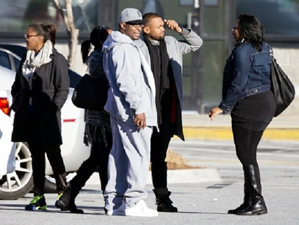 bobby brown family fighting over bobbi kristina coma 2015 bobby brown family fighting over bobbi kristina coma 2015